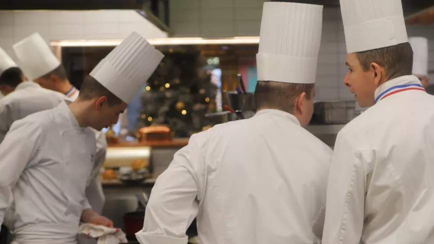 Nouvelles étoiles, 3e étoile de Bocuse : les enjeux de la cuvée 2022 du Guide Michelin à Lyon